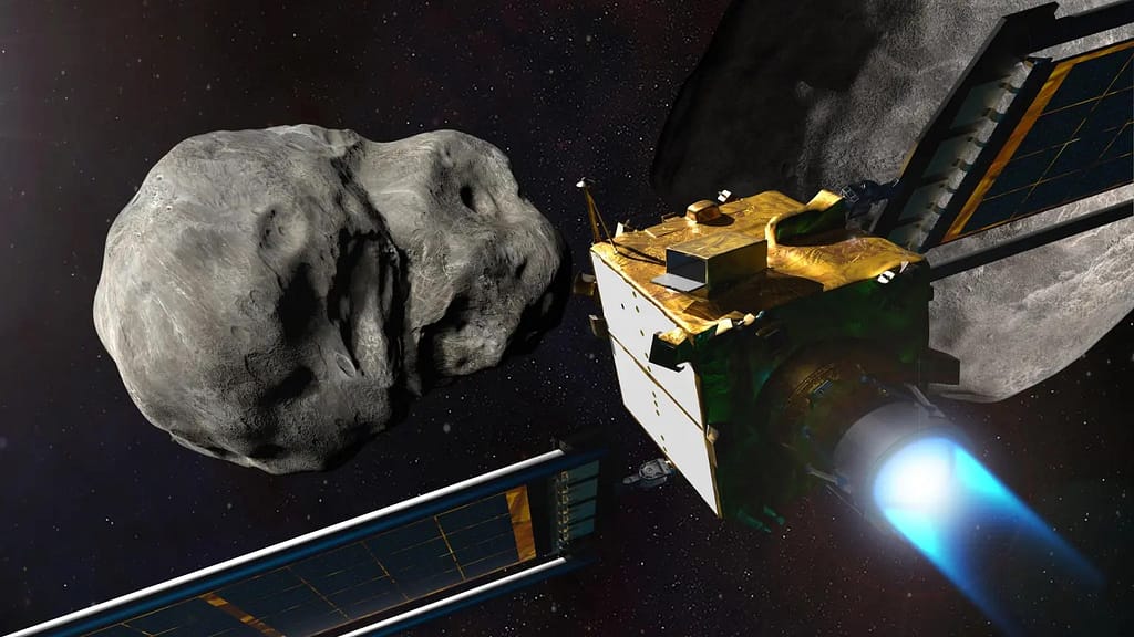 Ilustração da missão DART da NASA
Esta ilustração mostra a espaçonave Double Asteroid Redirection Test (DART) da NASA momentos antes do impacto no sistema binário de asteroides Didymos.
O alvo da DART é Dimorphos, a pequena lua que orbita o asteroide maior, Didymos — nenhum dos dois representa ameaça à Terra. Esse sistema de asteroides foi escolhido como campo de testes para avaliar se colidir intencionalmente uma espaçonave com um asteroide pode ser uma forma eficaz de alterar sua trajetória, caso um asteroide potencialmente perigoso seja descoberto no futuro.
O Laboratório de Física Aplicada Johns Hopkins (APL), em Laurel, Maryland, é responsável pela gestão da missão DART para o Escritório de Coordenação de Defesa Planetária da NASA, como parte do Programa de Missões Planetárias da agência.
A DART é a primeira missão de teste de defesa planetária do mundo, projetada para realizar um impacto cinético controlado em Dimorphos, alterando ligeiramente seu movimento no espaço.
📅 Data de criação da ilustração: 22 de setembro de 2022