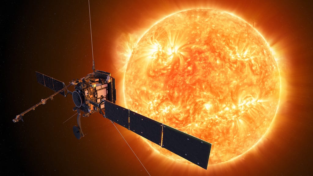 A missão Solar Orbiter da ESA é o laboratório científico mais complexo já enviado ao nosso astro que nos dá vida, capturando imagens do Sol mais de perto do que qualquer espaçonave anterior e sendo a primeira a observar suas regiões polares. Com os dez instrumentos da Solar Orbiter, os cientistas esperam responder a perguntas profundas: O que impulsiona o ciclo de 11 anos de atividade magnética do Sol? O que aquece a camada superior de sua atmosfera, a coroa, a milhões de graus Celsius? Como se forma o vento solar e o que o acelera a velocidades de centenas de quilômetros por segundo? E como tudo isso afeta o nosso planeta? Jornada da Solar Orbiter ao redor do Sol Observação: Este gráfico foi atualizado em abril de 2025 para mostrar uma imagem do Sol capturada pelo instrumento EUI da Solar Orbiter.