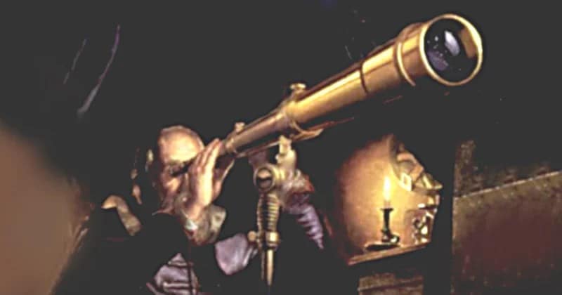 Representação de Galileu Galilei observando o céu com seu telescópio, em uma cena histórica que simboliza uma das maiores revoluções científicas da história. Galileu é retratado como um homem concentrado, olhando através de seu telescópio rudimentar, com uma expressão de curiosidade e descoberta. O fundo pode mostrar o céu noturno ou uma das primeiras observações de Galileu, como a Lua ou os planetas de nosso sistema solar. A imagem captura o momento em que Galileu desafia as crenças da época e faz descobertas fundamentais para a astronomia moderna. ele entra para a lista de telescópios mais famosos.