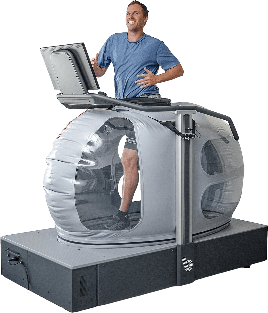 Sean Whalen, cofundador da Boost Treadmills, corre na Boost 2. A esteira usa pressão de ar para contrariar a gravidade, permitindo que pessoas com lesões e outras condições possam correr.
Crédito: Boost Treadmills LLC